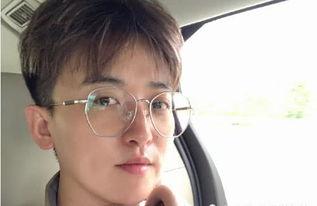 姚译添照片,镜头下的风采瞬间